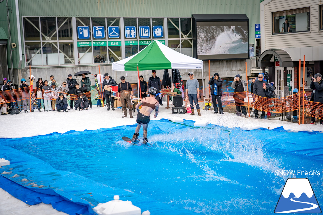 富良野スキー場｜いよいよインターナショナルなイベントに？！春シーズン恒例『第13回 Pond Skimming 池渡り』開催～♪